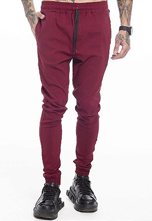 calça jogger vinho