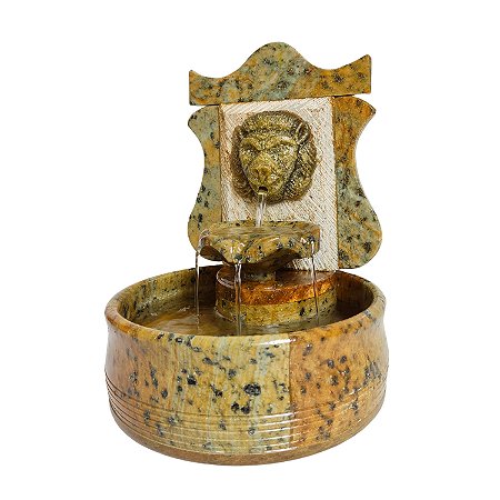 fonte de água de pedra sabão leão