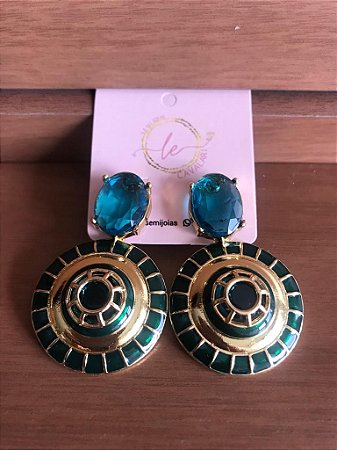 BRINCO BASE VERDE COM PÊNDULO CIRCULO COM PEDRA VERDE NO BANHO OURO18K