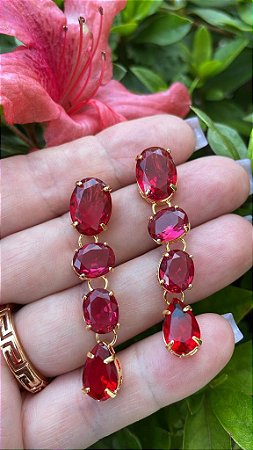 BRINCO PÊNDULO CRISTAL MAGENTA NO BANHO OURO18K