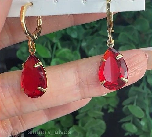 BRINCO ARGOLINHA COM PÊNDULO GOTA RUBI NO BANHO OURO18K