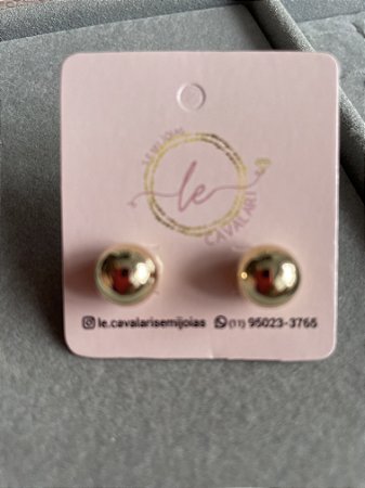 Brinco bolinha no banho ouro18k