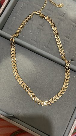 Choker setas no banho ouro18k