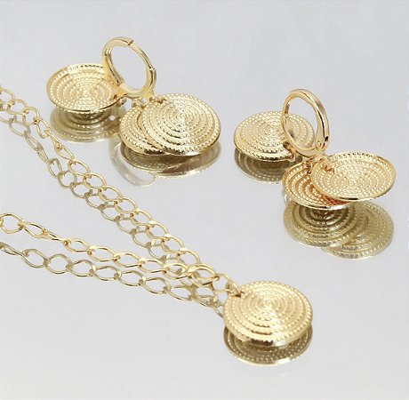 Conjunto conchas no banho ouro18k