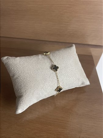 Pulseira 5 mini trevos pretos banho ouro á prova d’água