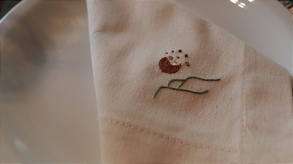 Guardanapo Bordado Noite Hurri Hills