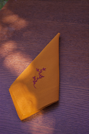 Guardanapo Bordado Folha