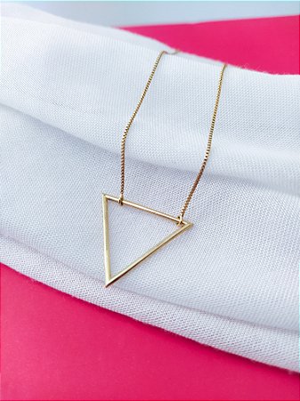 Colar Triângulo Vazado Banhado a Ouro 18K