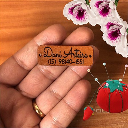 Kit 100 Etiquetas em Couro Sintético Personalizadas