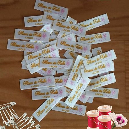 Kit 1.000 Etiquetas Personalizadas 1x3 cm (Cetim ou Gorgurão)