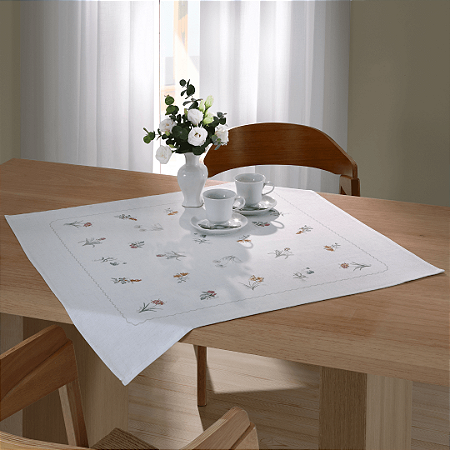 Toalha e Centro de Mesa Quadrada Döhler  Diana 78cm x 78cm