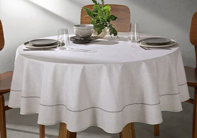 Toalha de Mesa Redonda Dohler Clean Renova Estampado Digital Iara 8 Lugares 1,80m