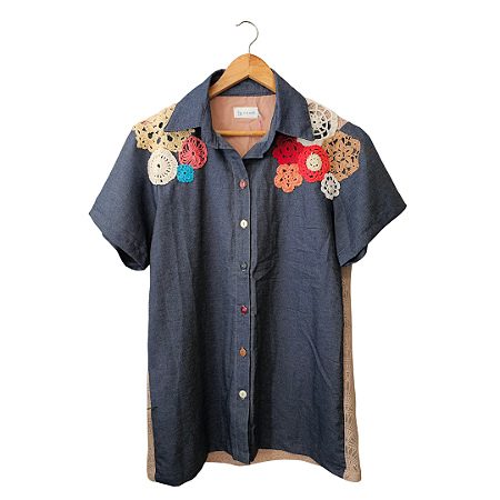 Camisa com crochê (tam. M)