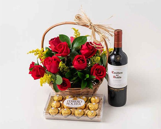 Combo Vinho, Rosas e Chocolate