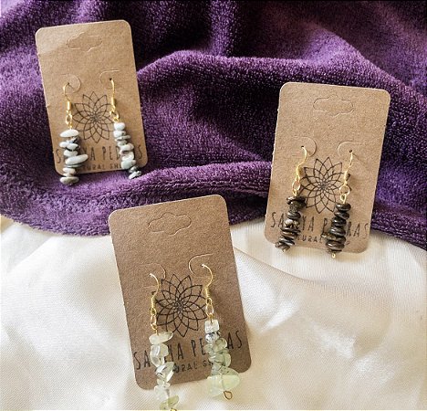 Brincos pedras naturais - cascalho - dourado