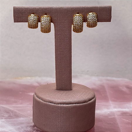 Dupla de Argolas Cravejadas em Zircônias