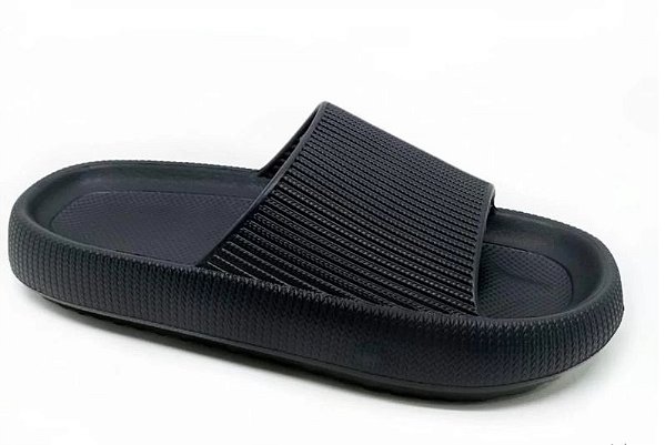 CHINELO PRETO  YVATE