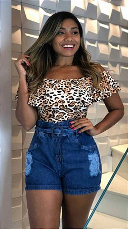 short jeans em v