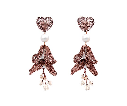 BRINCO CACHO TULIPA DUPLO TECIDO EM CROCHÊ DE METAL – HELIANA LAGES