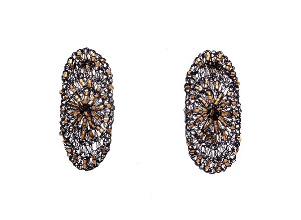 BRINCO BOHO BORDADO TECIDO NO CROCHÊ DE METAL HELIANA LAGES