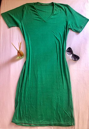 vestido midi canelado verde