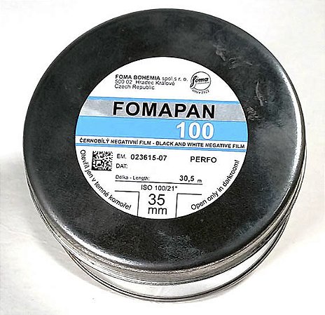 Filme fomapan 100  - lata 35mm  30,5 metros  *atenção ao prazo