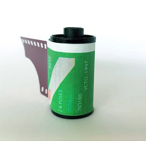 FILME FUJI NEOPAN SS - 100 - VCTO 1997*   24 poses - rebobinado