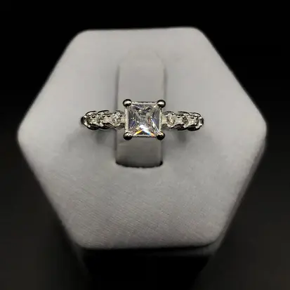 Solitário com Pedra de Zircônia Quadrada 4,0mm S014 (Prata 925)