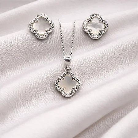 Conjunto colar + brinco Vancleef Madre pérola com zircônias brancas cravejadas CJ090 (prata 925)