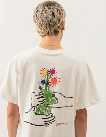 Camiseta Yucari Picasso - Branca
