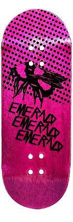 Deck marca ''Emerald'' modelo ''Bee Pink'' *33mm* (Heat-transfer) + Tape Emerald