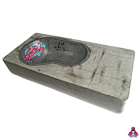 * Bowl Street GIGANTE * - Collab *Vilela x Custom* marca Vilela Ramps* (Envelhecido)(Grafites)(Tags)(1m)(8kg)