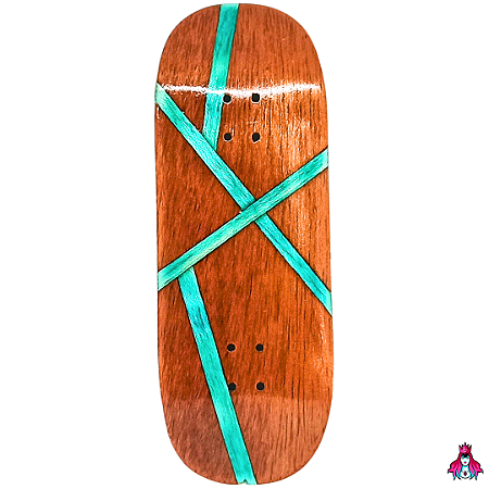 Deck marca Custom linha *Obscure* Split-Ply (34x97mm)(7.3g)(Street Shape)(Collab D'oh) + Tape Alien V2