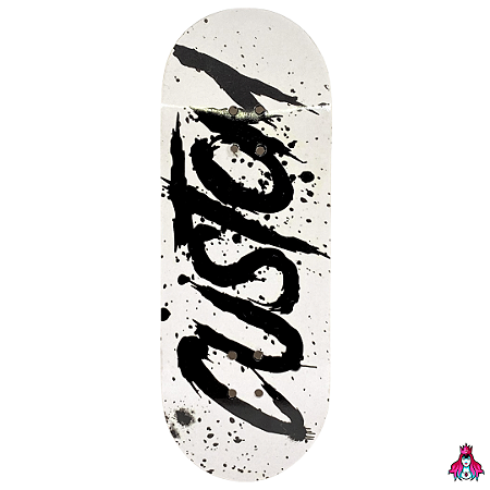Deck marca Custom linha *Premium Series* medida 34x96mm modelo “White Graffite“ + Tape Alien Stardust V2