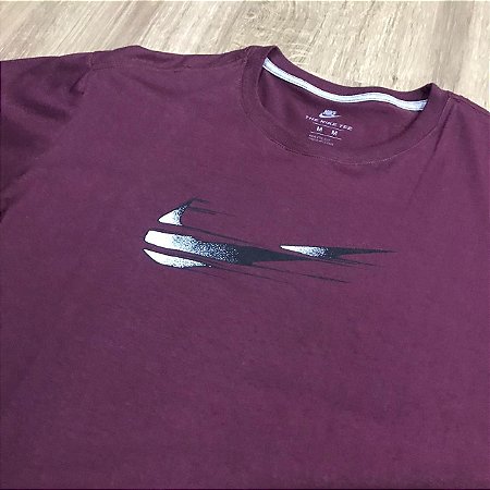 blusa nike vinho