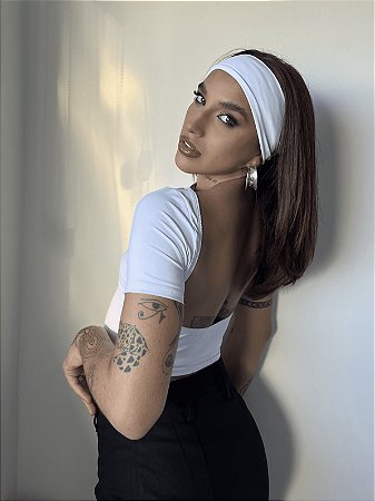 Cropped Mia