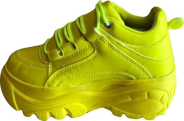 tenis nike amarelo fluorescente