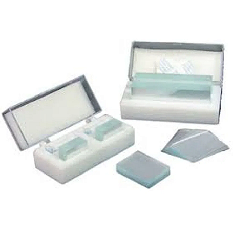 Laminula de Vidro para Microscopia 22X22mm - Pct Selado c/ 10 caixas