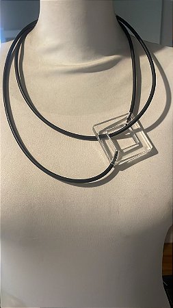 COLAR BOLHA ACRÍLICO