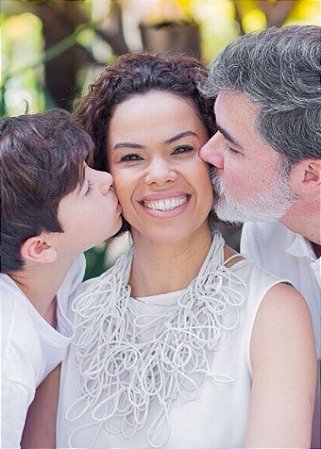COLAR EMARANHADO BRANCO