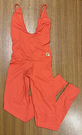 Macacão Cavado Empina com Regulador