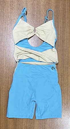 Macaquinho - decote barriga