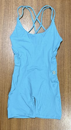 Macaquinho - decote cruzado nas costas