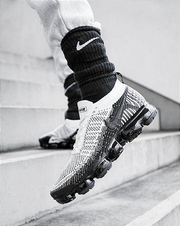 vapormax flyknit zebra