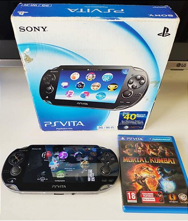 Console - PS Vita com 1 jogo e cartao de 8GB ( USADO )