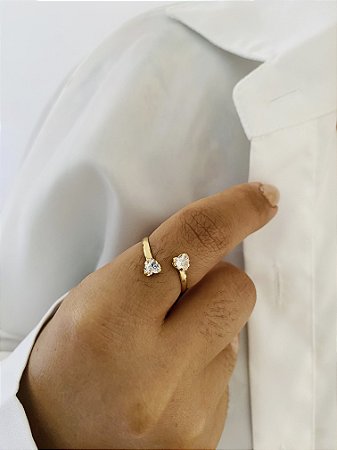 ANEL REGULÁVEL ZIRCÔNIA FORMATO CORAÇÃO- DOURADO