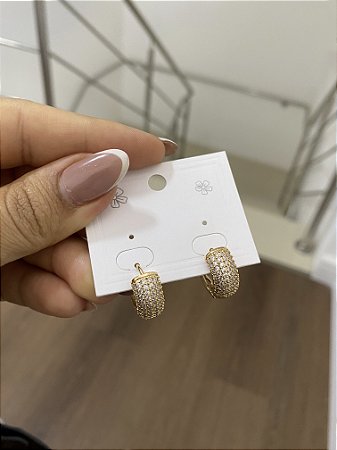 ARGOLAS LUXO COM ZIRCÔNIAS- DOURADA