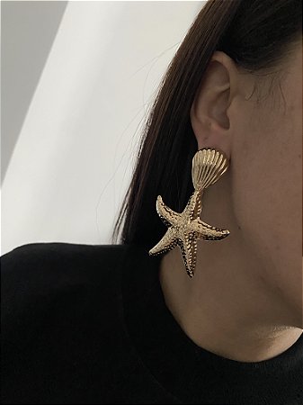 BRINCOS CONCHA E ESTRELA DOURADO