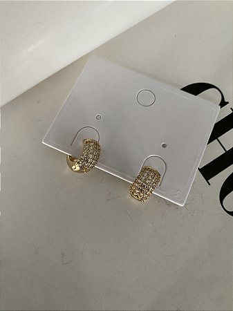 ARGOLA ZIRCÔNIAS DOURADA