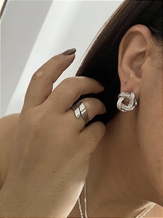 BRINCO ELOS COM ZIRCÔNIAS- PRATEADO